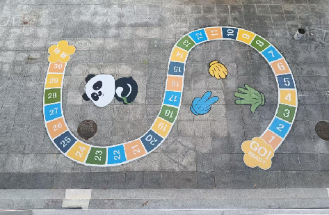 思礼地面游戏彩绘